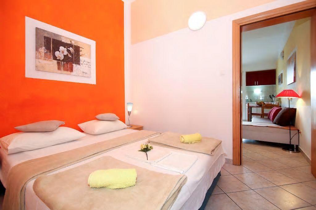 Apartments Mediteran Tice 外观 照片